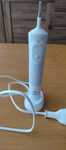 Elektryczna szczoteczka do zębów Oral-B +końcówka do szczoteczki