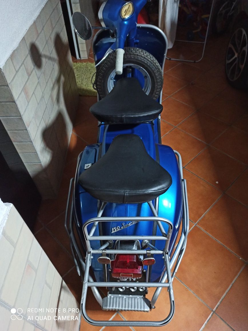 Vespa 150 sprint