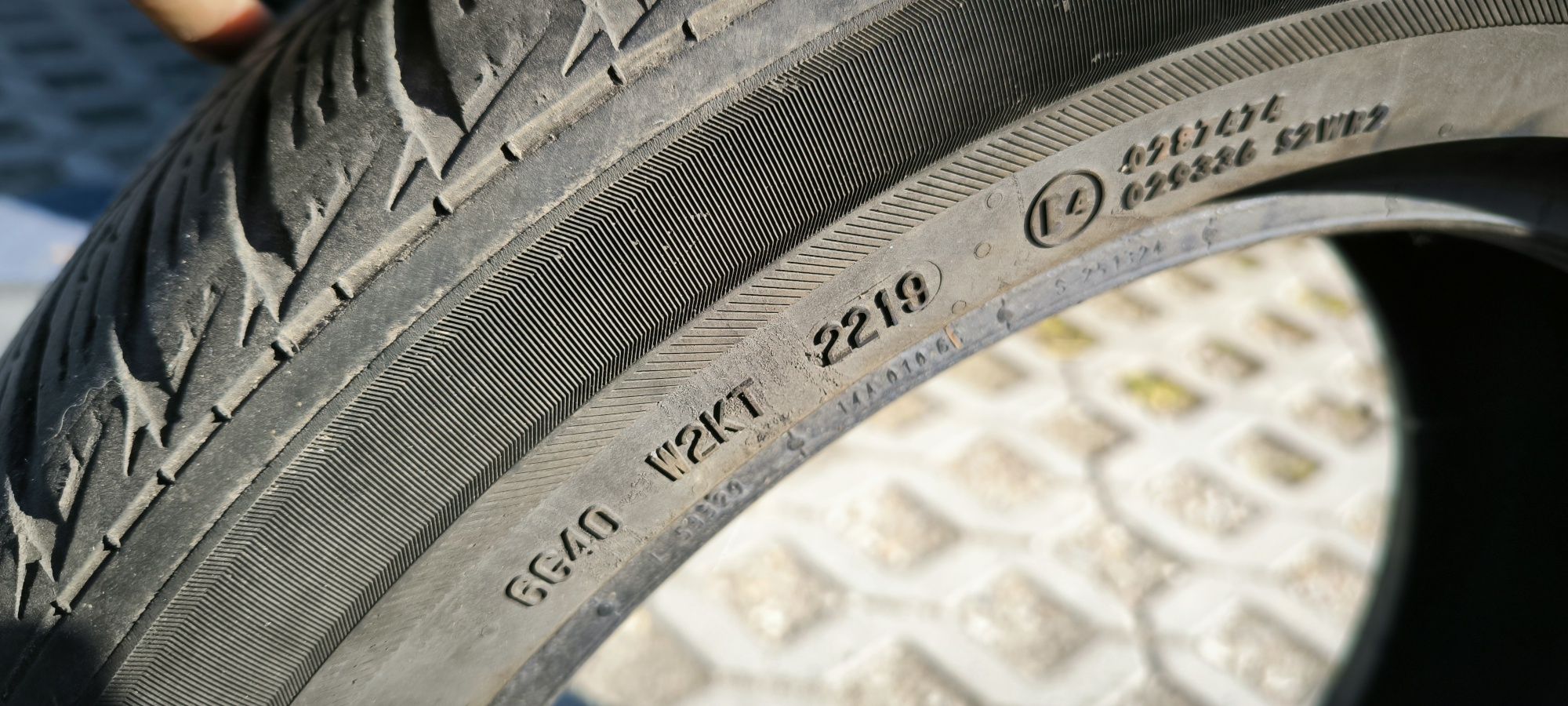 Sprzedam opony zimowe Barum Polaris 5 225/50r17