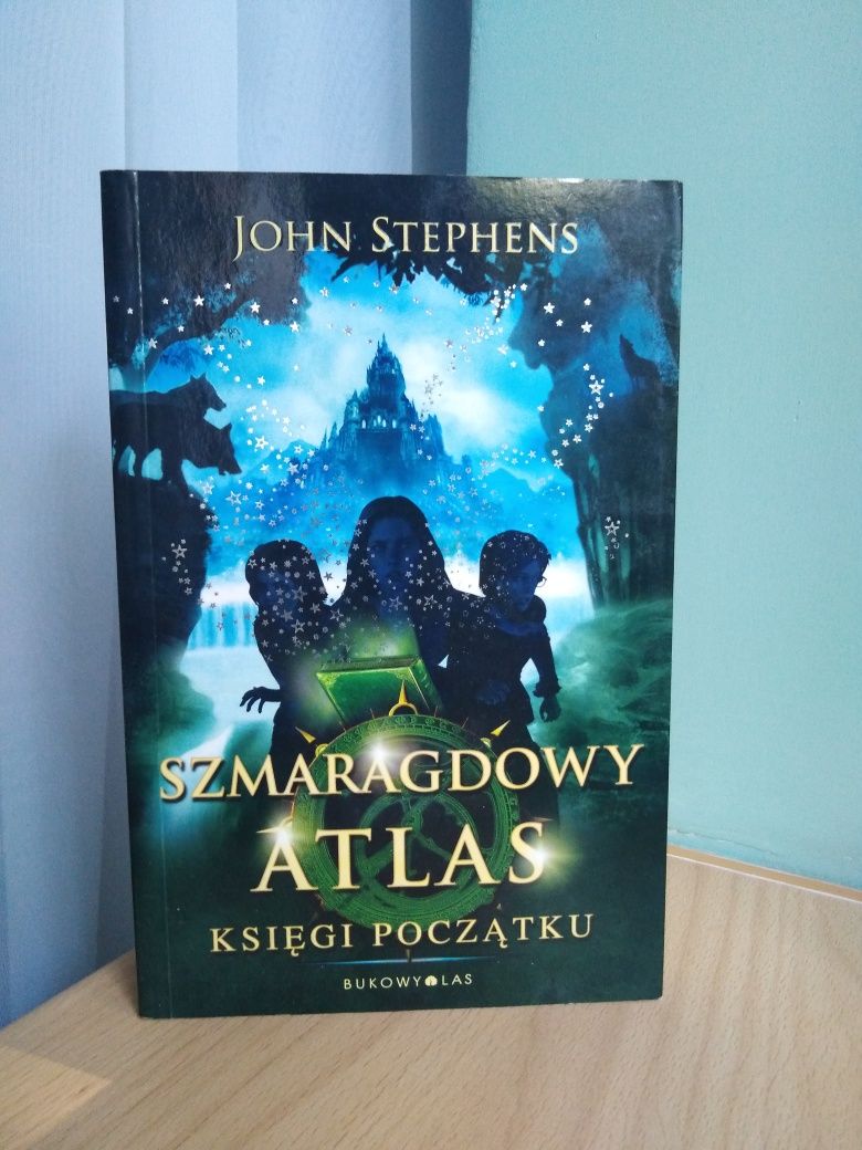 Młodzieżowa książka fantasy Szmaragdowy Atlas John Stephens