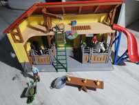 Schleich Stajnia 42485
