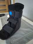 But ortopedyczny Walker.               Rozmiar M - 40 - 43