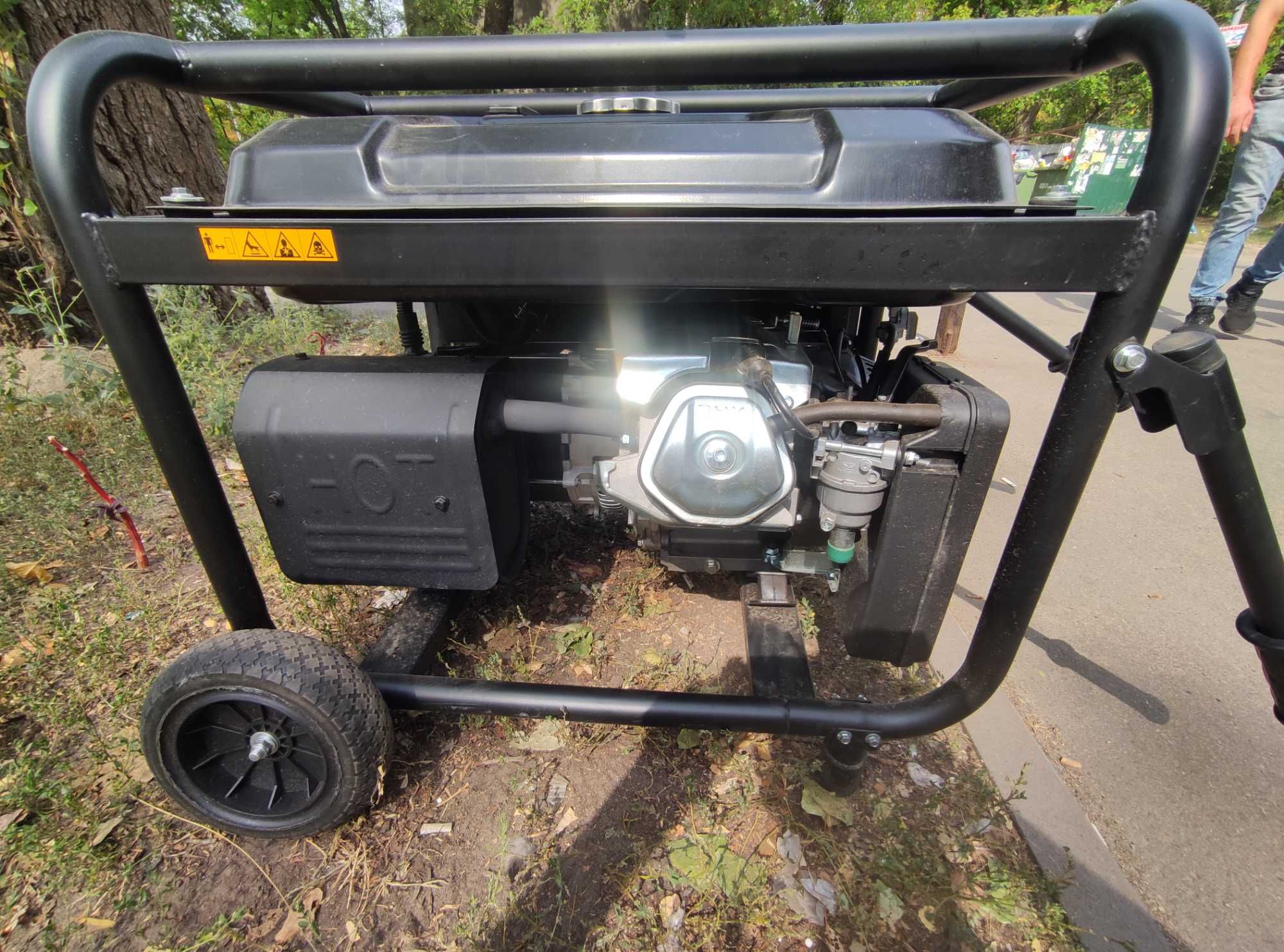 Продам Генератор( RATO D6000 )6кв