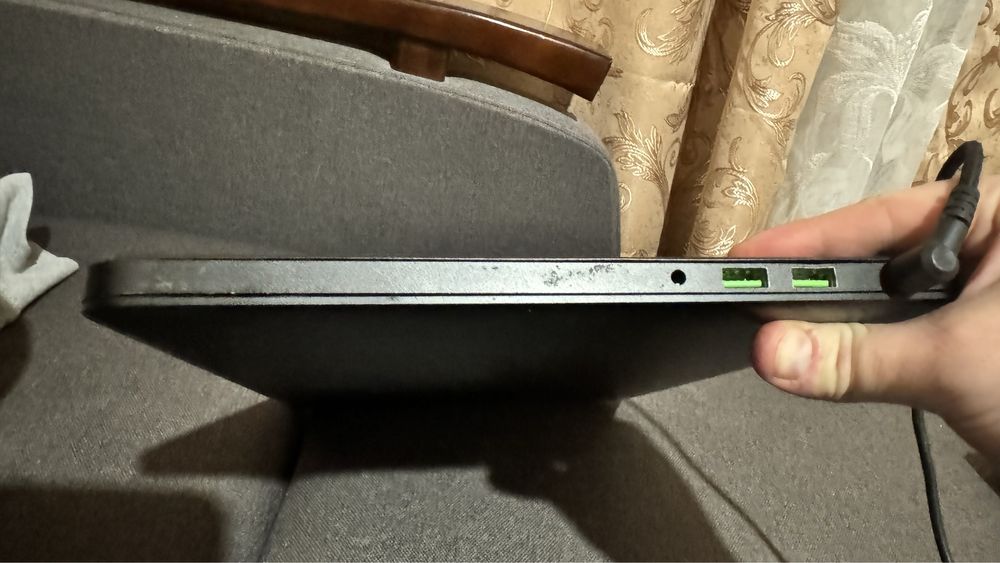 Razer blade 14, i7, GTX 1060 6 гиг, Ram 16 гиг