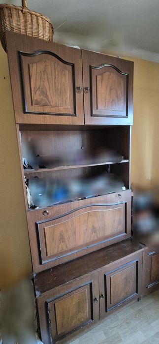 Szafa , witrynka , barek -  meble do zabrania