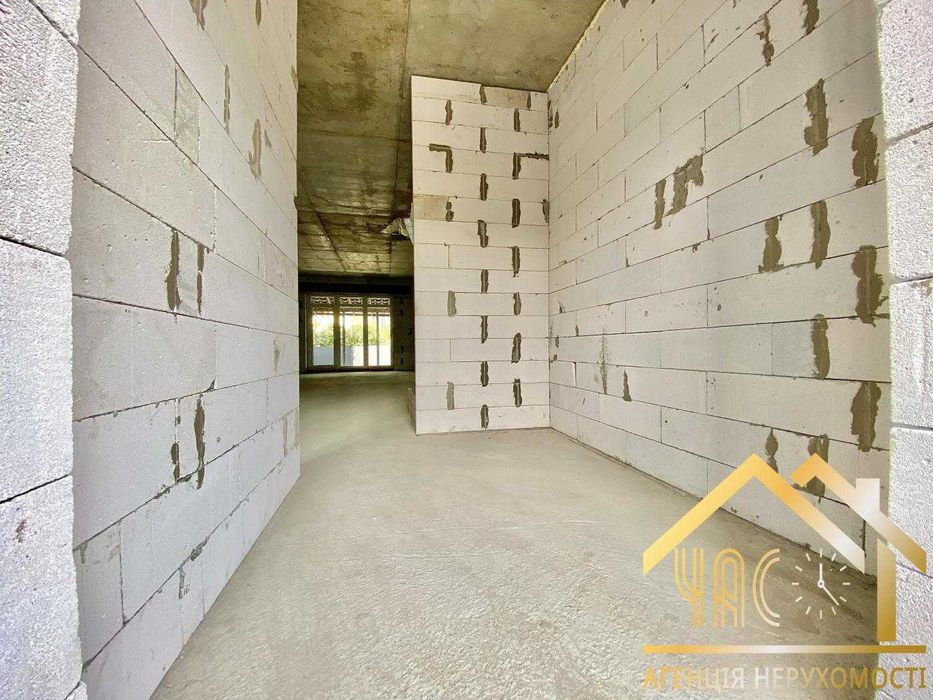 Продаж дуплексу без ремонту 130 м2 у центрі с. Гатне