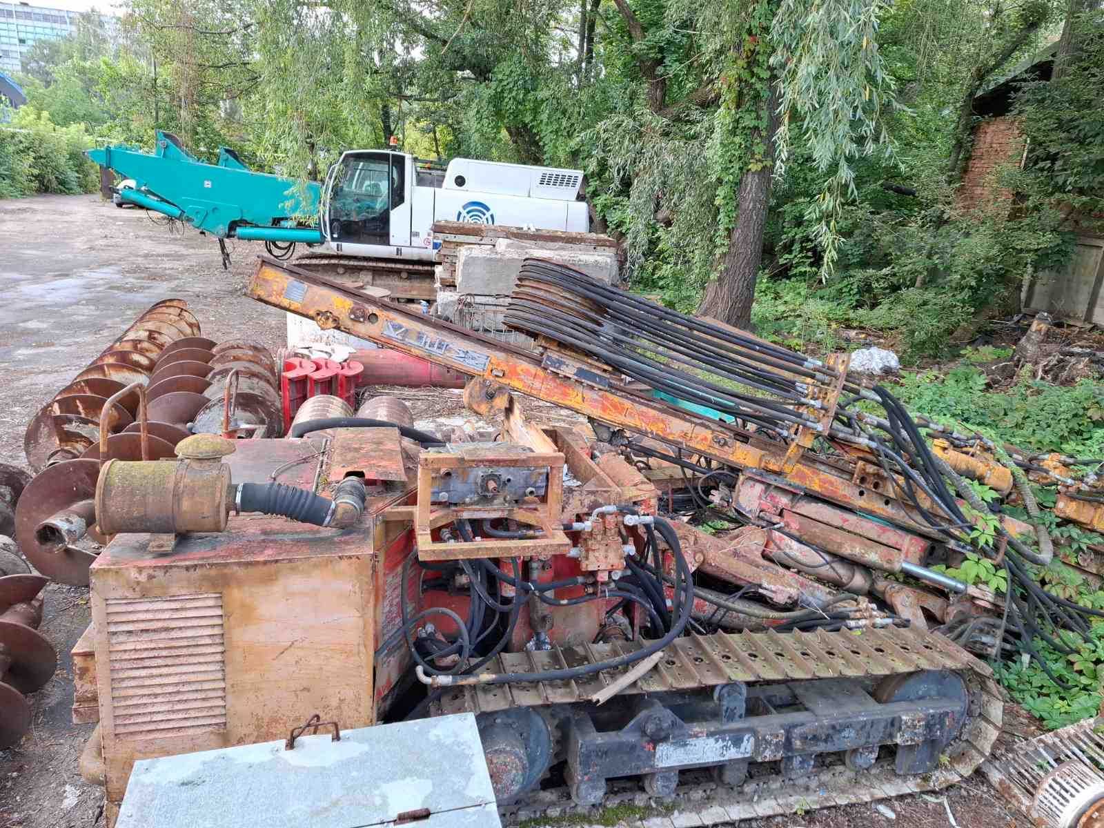 Продам бурові установки Klemm KR-806-3  та Klemm KR-806-D