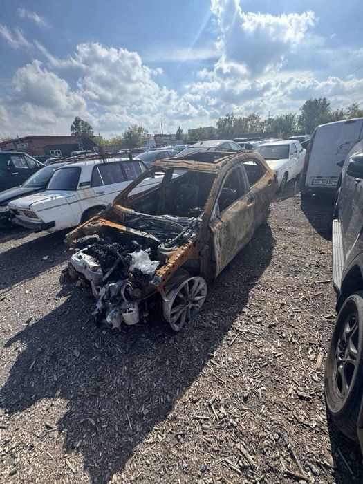 Продам Gla 2016 года бензин