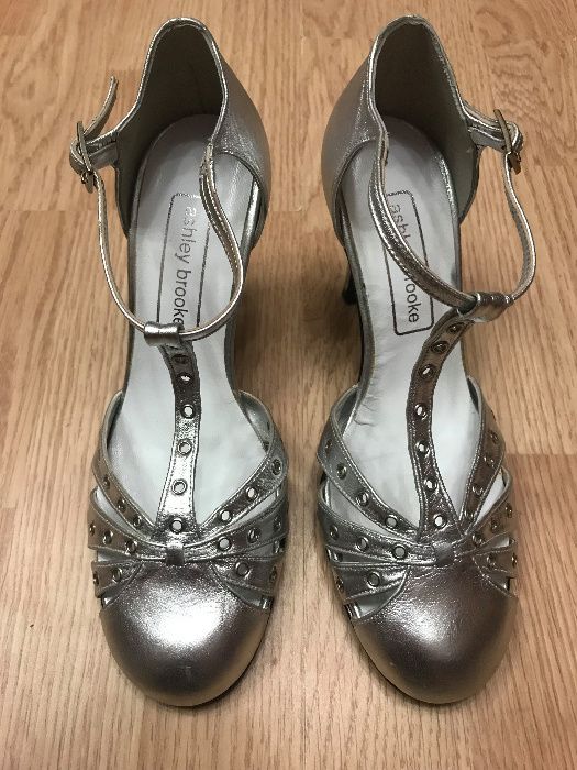 Свадебные туфли босоножки Испания серебро натур кожа Р.36,5-37 ст.24см
