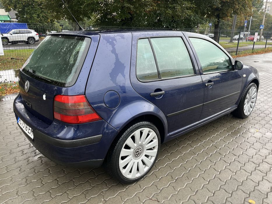 Volkswagen golf 4  1.4 бензин