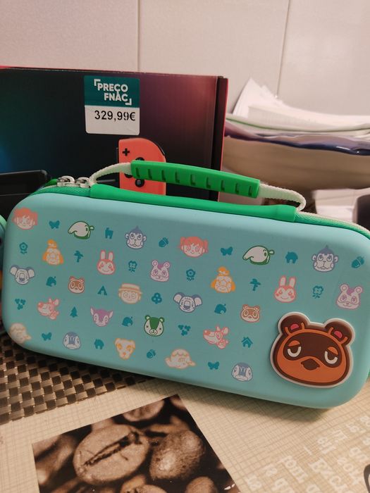 Nintendo Switch V2 - consola, jogos, proteções