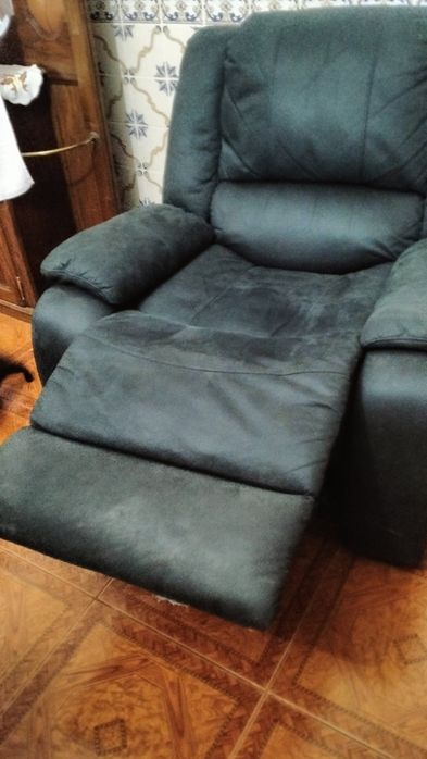 Sofás ( uma cadeira + um sofá cama)