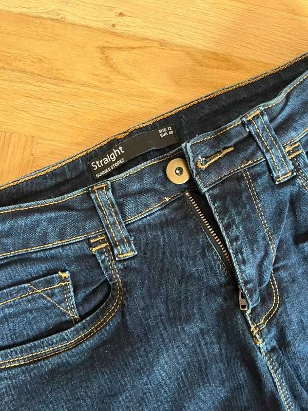 Długie spodnie jeansy denim ciemne straight basic