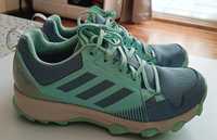 Nowe adidas terrex nieprzemakalne 37