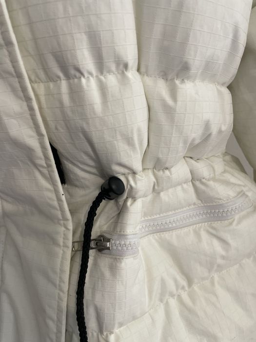 Зимовий пуховик з натуральним наповненням- пух