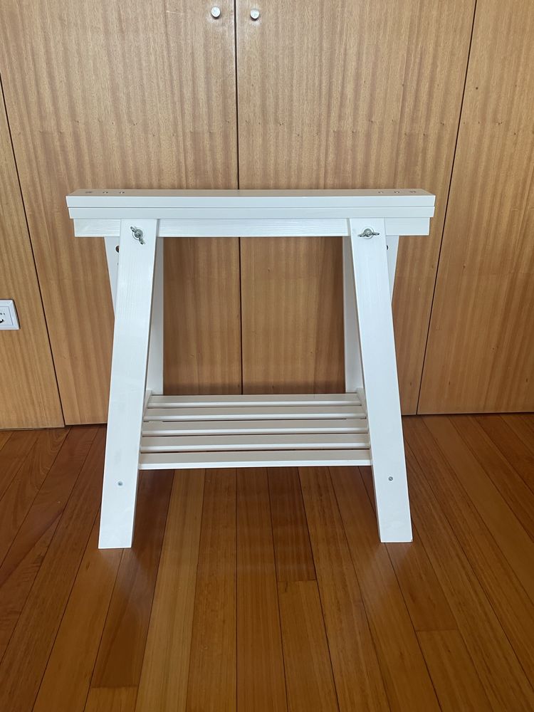 Cavalete Madeira branco para mesa, marca IKEA 70X70/100 cm