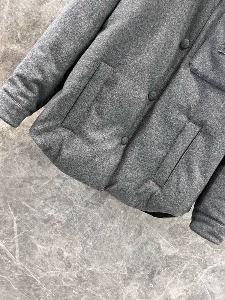 Шерстяна куртка miu miu на пуху