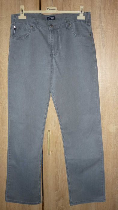 Armani Jeans- męskie spodnie jeansy r; 33