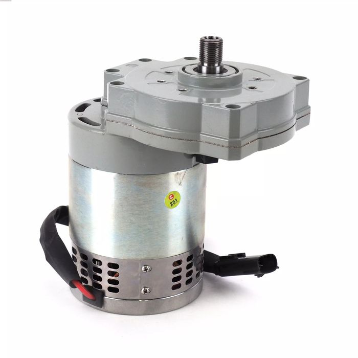 Silnik Napędu Szczotki Z Przekładnią I Wtyczką Lewy Comac Versa, Vega