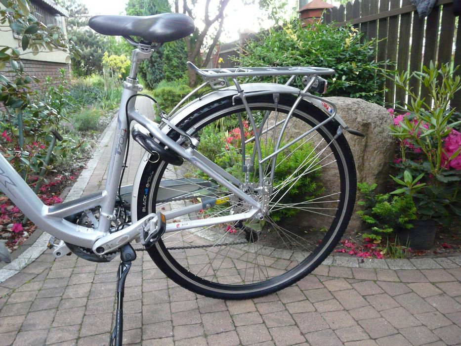 Rower TREK T-700 Navigator holender treking28"/ 45 alum. Deore LX