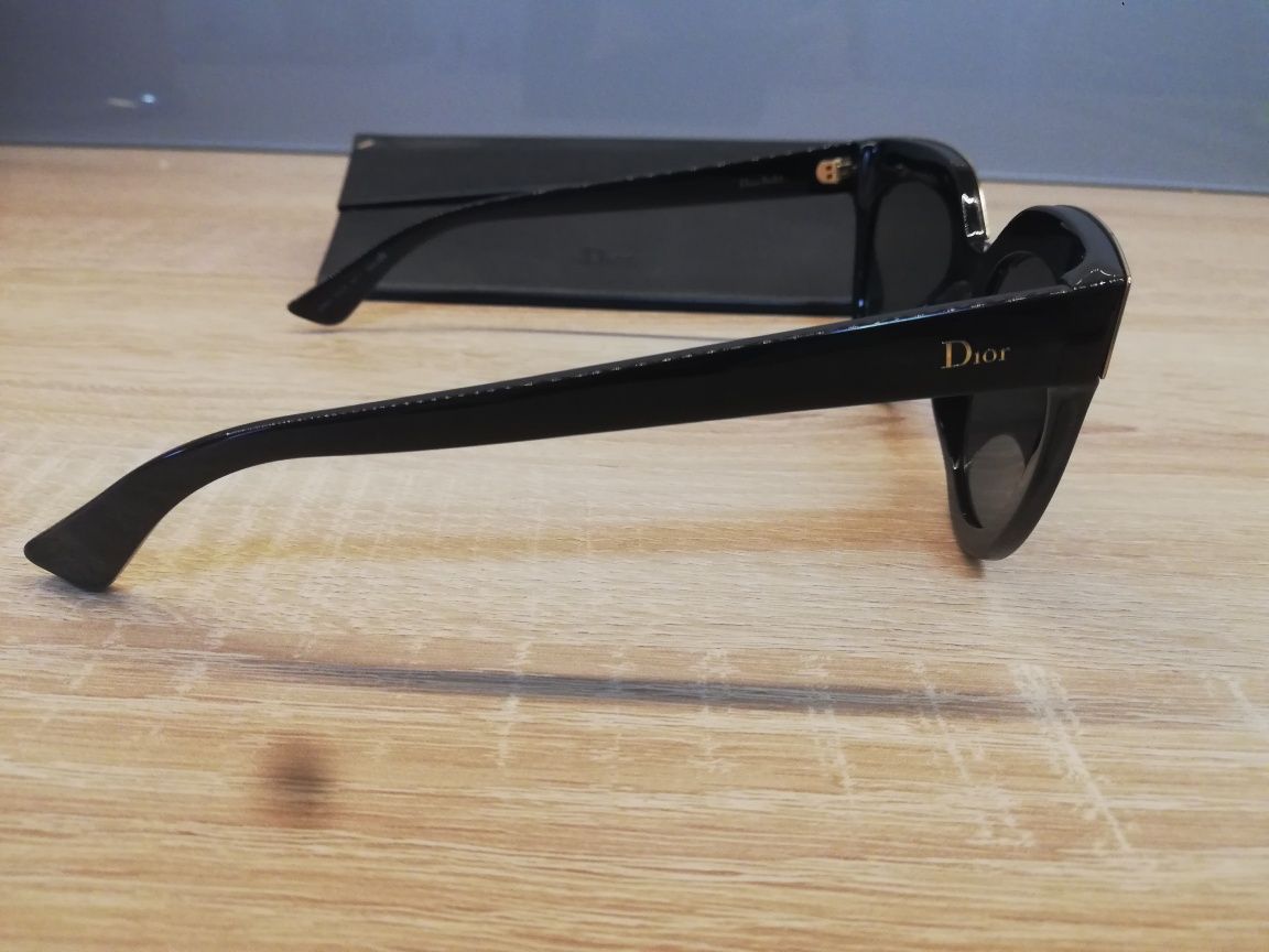 Okulary przeciwsłoneczne, damskie firmy DIOR (NOWE)