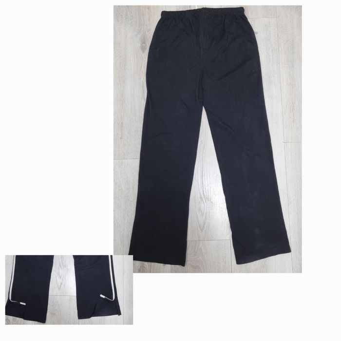 Спортивный костюм женский