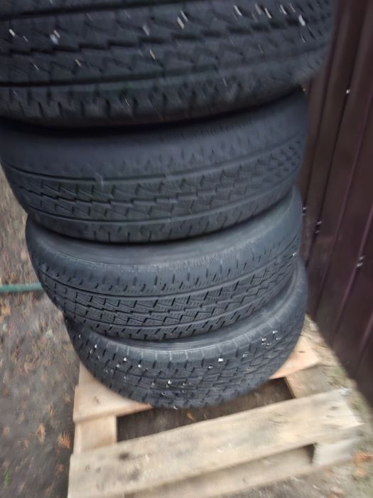 Продам  ризину на титанах 195 70 р15 С