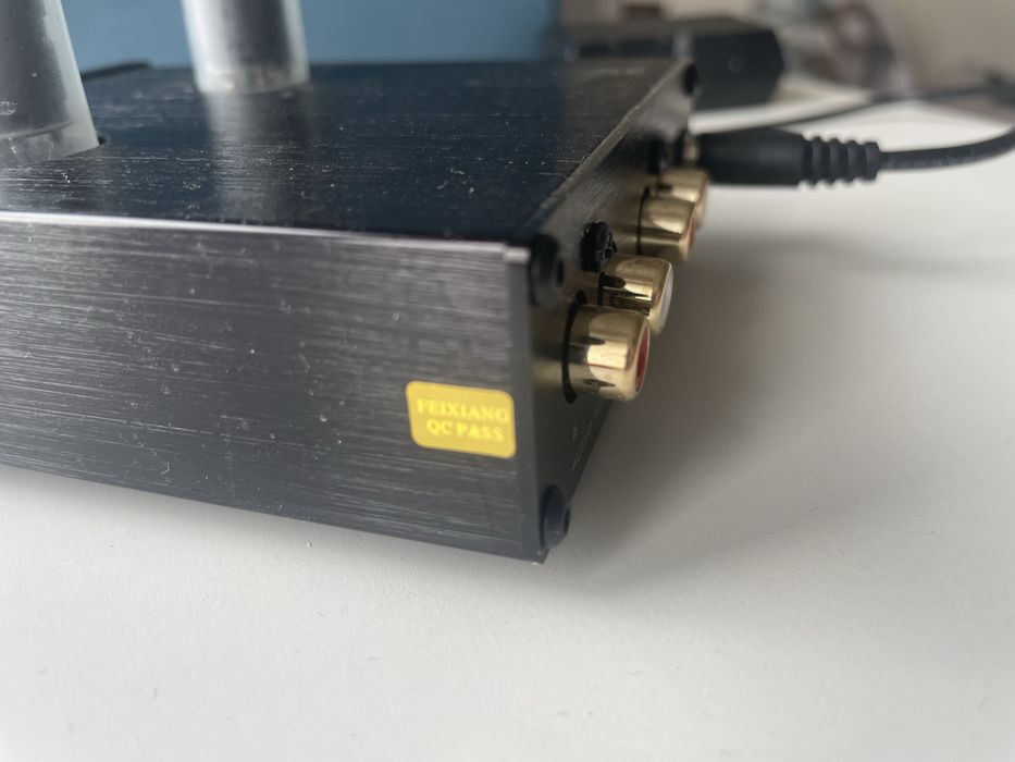 NFJ&FXAUDIO TUBE-03 przedwzmaciacz lampowy z korektorem.