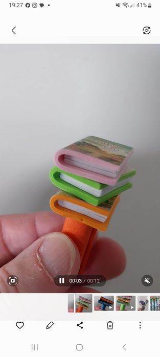 Toppers para lápis ou caneta com livros personalizados, de 3,5€