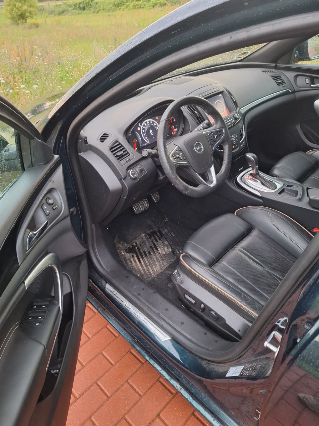 Opel Insignia 2.0 Turbo 4X4 maxymalne wyposażenie