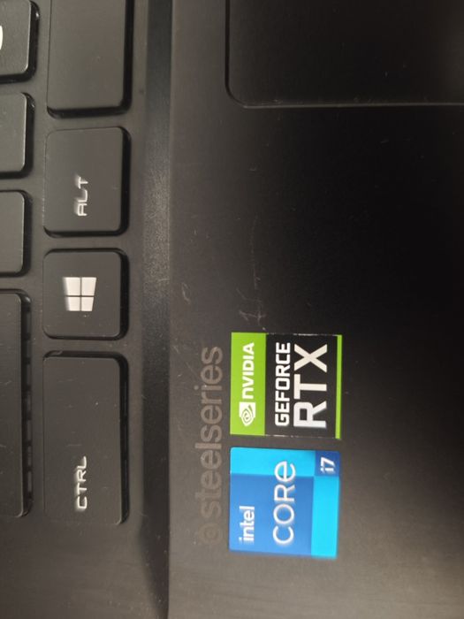Laptop gamingowy do gier MSI GP76 11UG i7 11800UH RTX3070 32GB RAM 1TB
