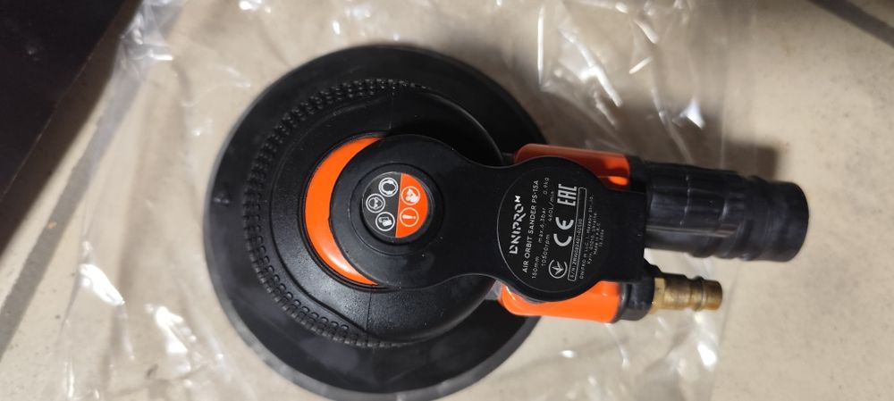 Пневматическая эксцентриковая шлифмашина PS-15A Dnipro-M