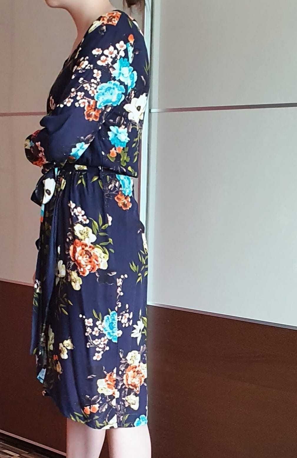 Sukienka z kolekcji Ewy Minge Black week rozmiar 34 piekny wzór jak no