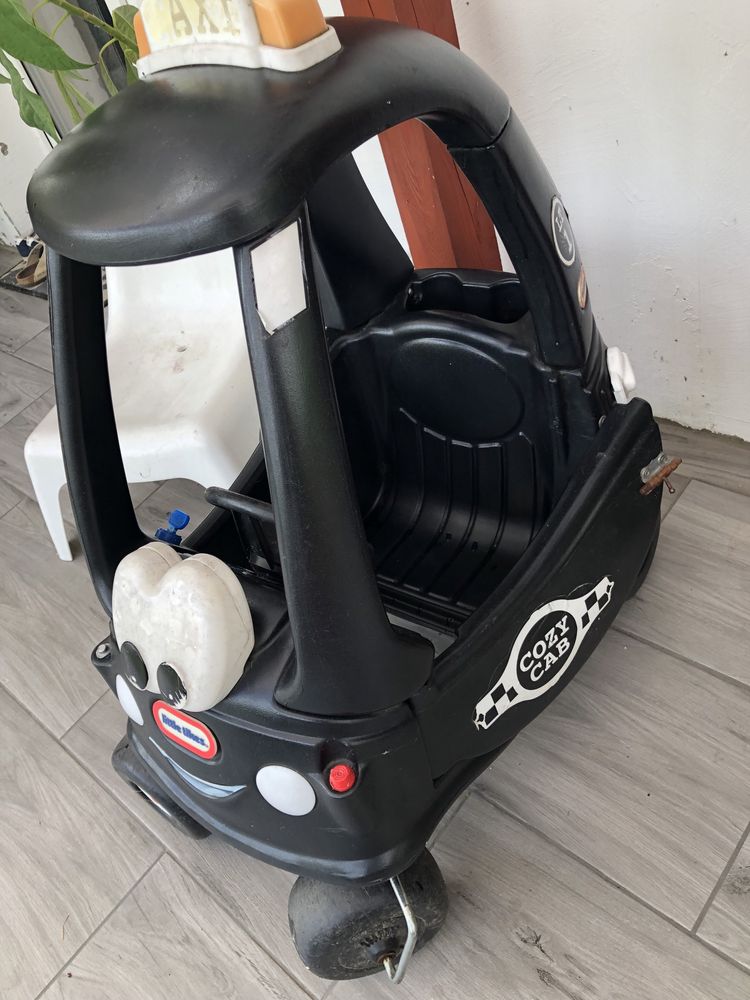 Jezdzik auto samochód little tikes taxi dla dzieci