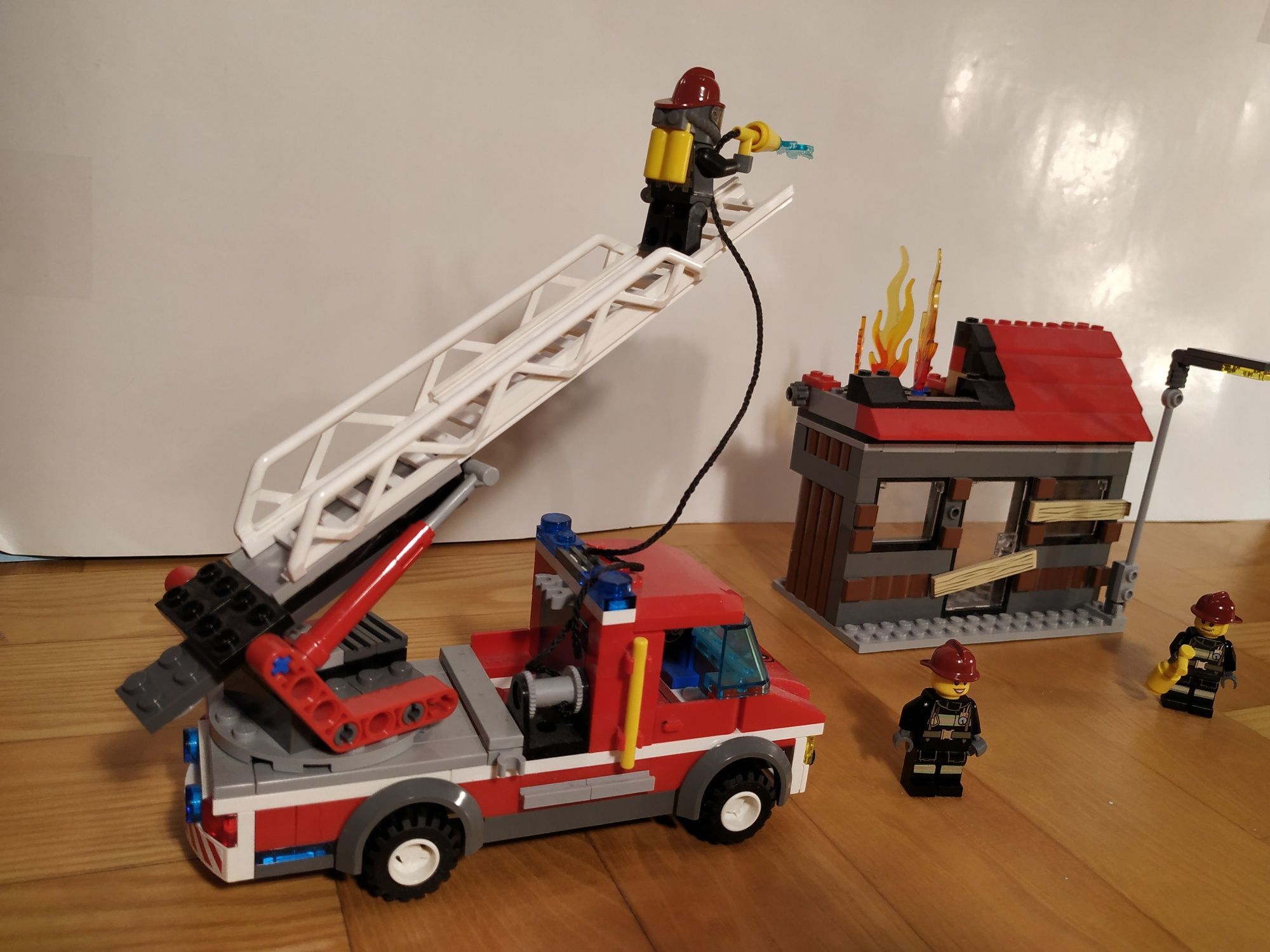 Lego 60003 Samochód straży pożarnej gaszący dom+ instrukcja!