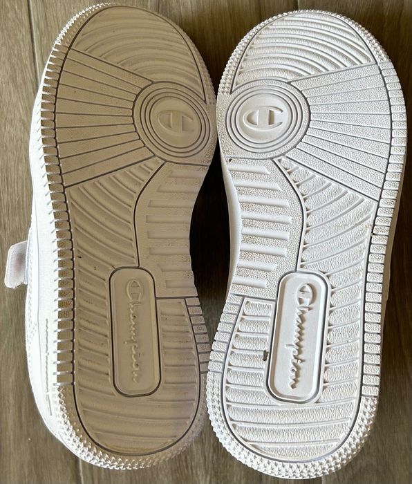 Sapatilhas Champion rd18 low (tamanho 34)- novas