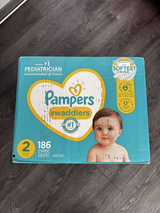 Дитячі памперси