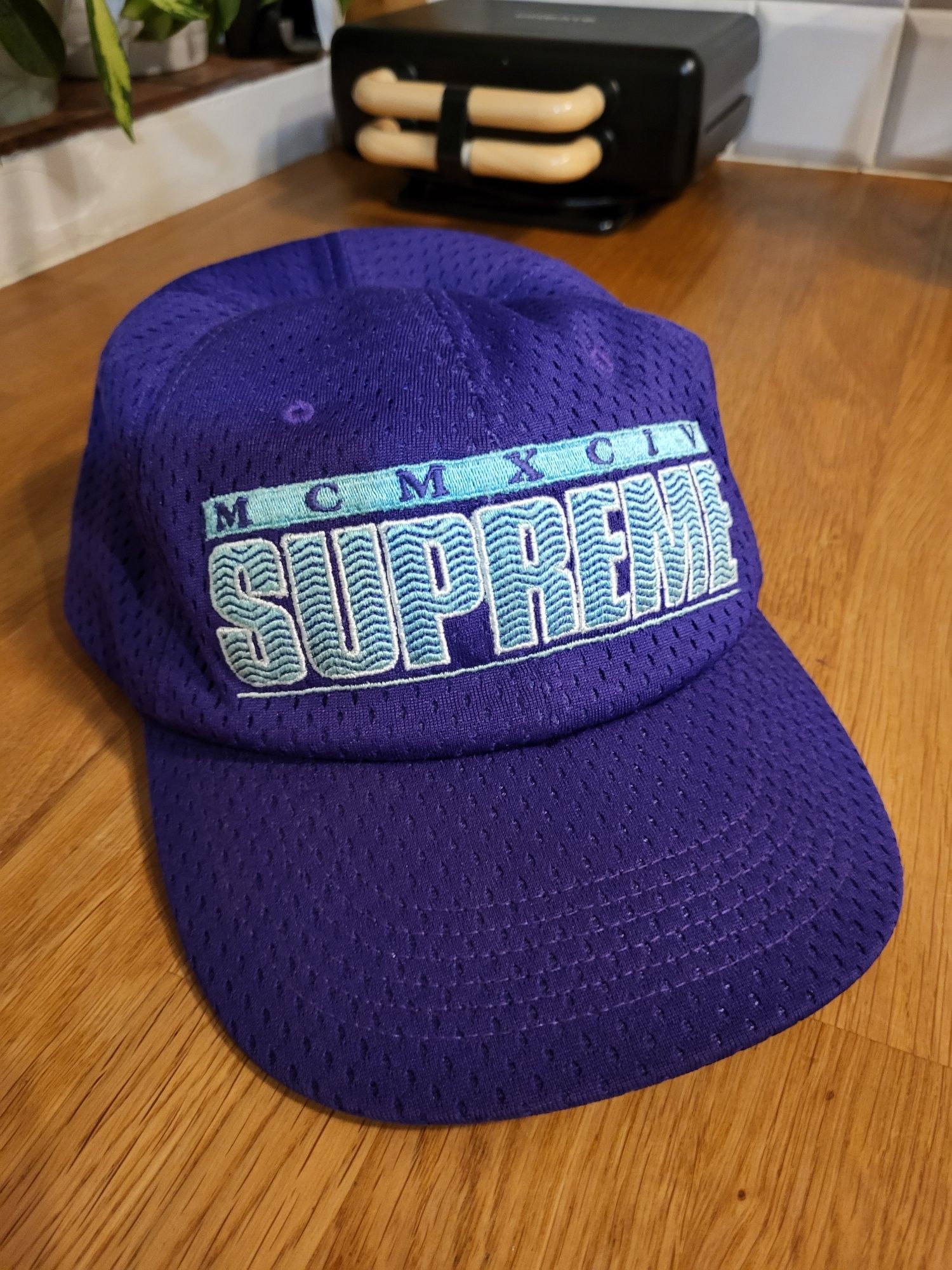 Supreme czapka z daszkiem bejsbolówka fioletowa