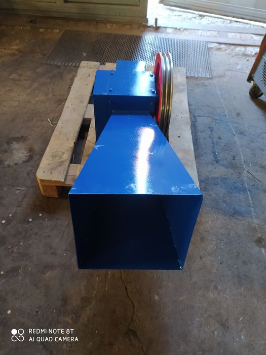 Дробілка гілок двох вальна