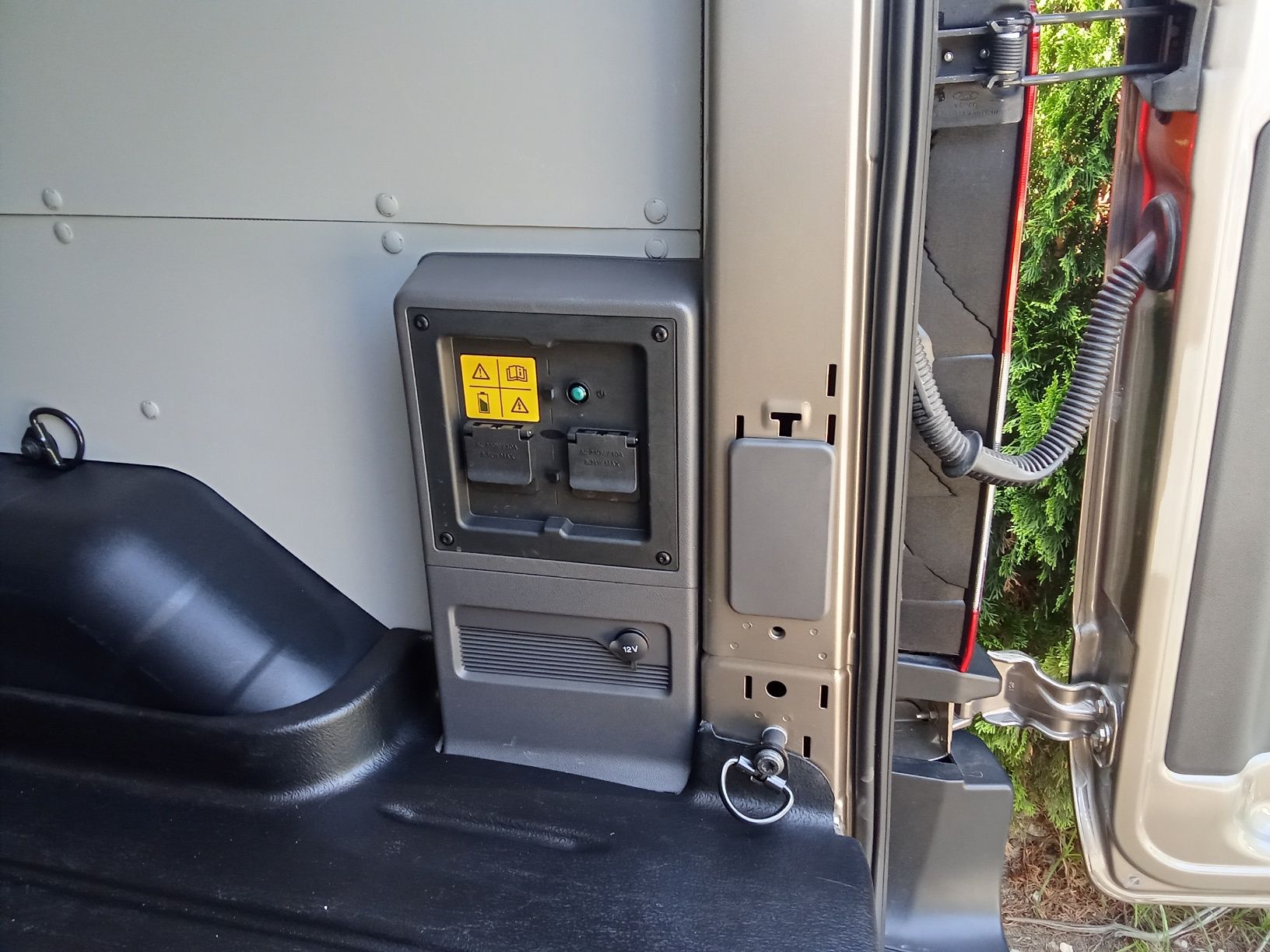 Ford E-Transit z 2023r