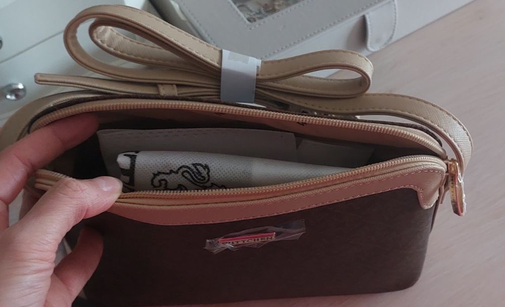 Torebka listonoszka bag Young marki Wittchen nowa z metką