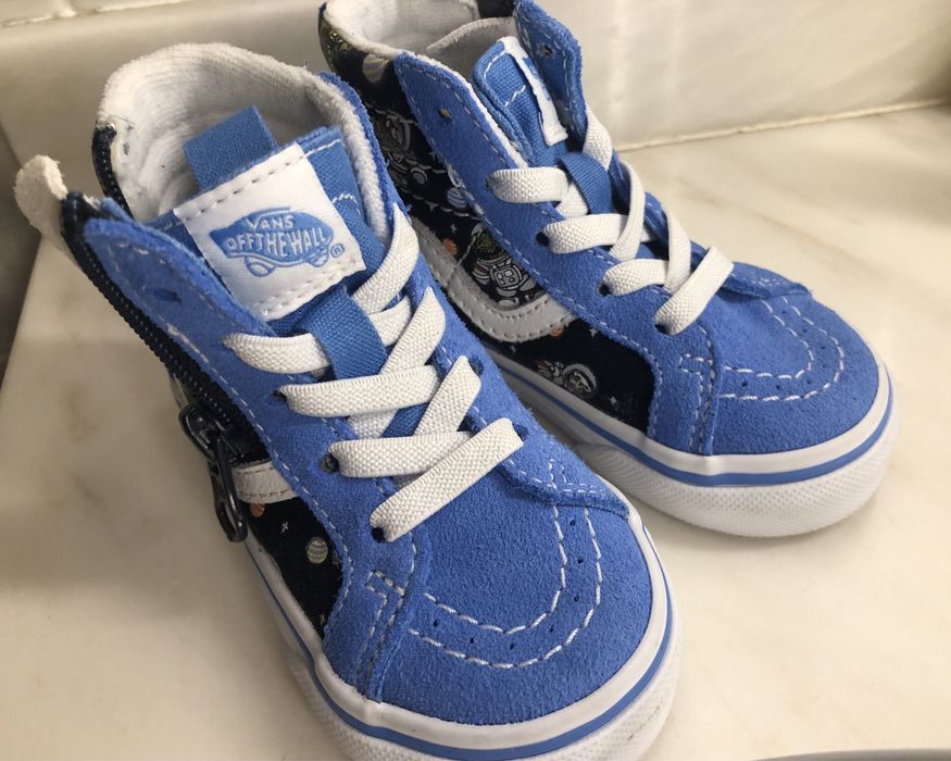 Vans bébé novo tamanho 20