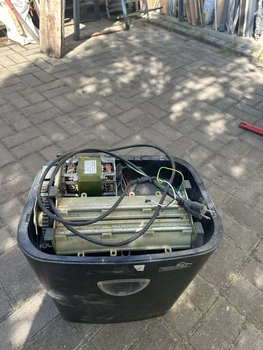 Знищувач паперу Fellowes 75Cs