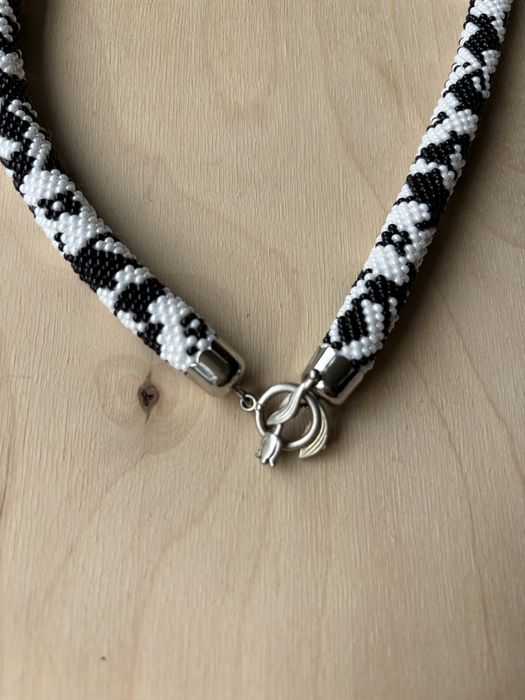 Джгут-кольє з бісеру