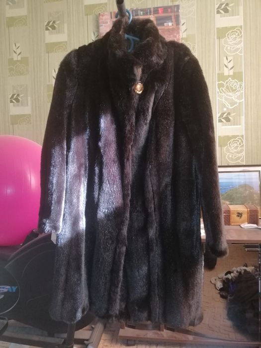 Шуба коричневая 48-50р