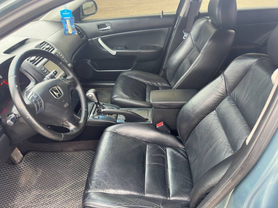 Срочно Хонда Аккорд, состояние отличное