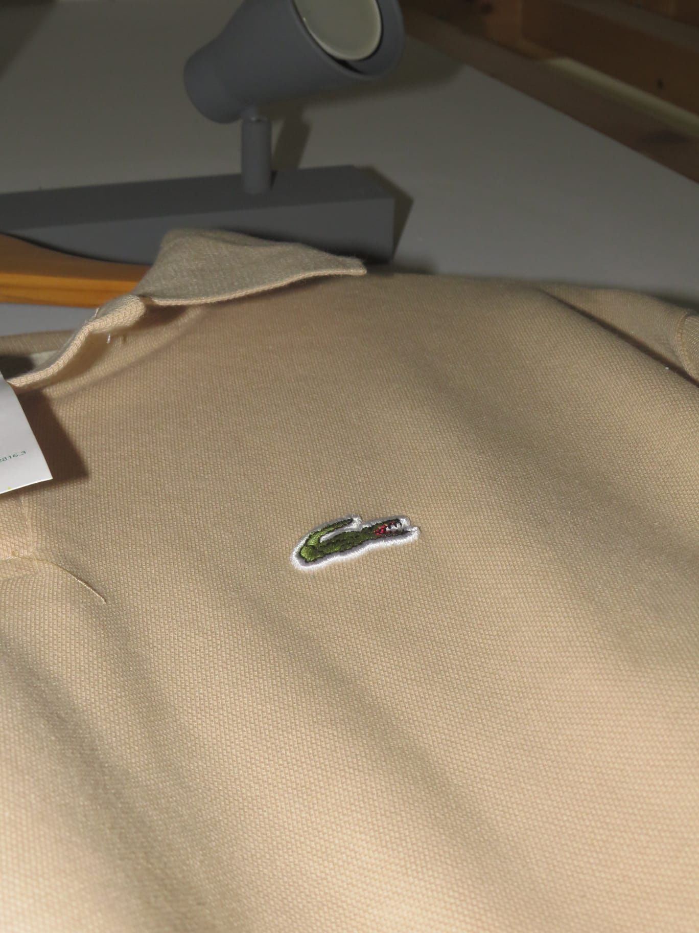 Polo Homem bege lacoste