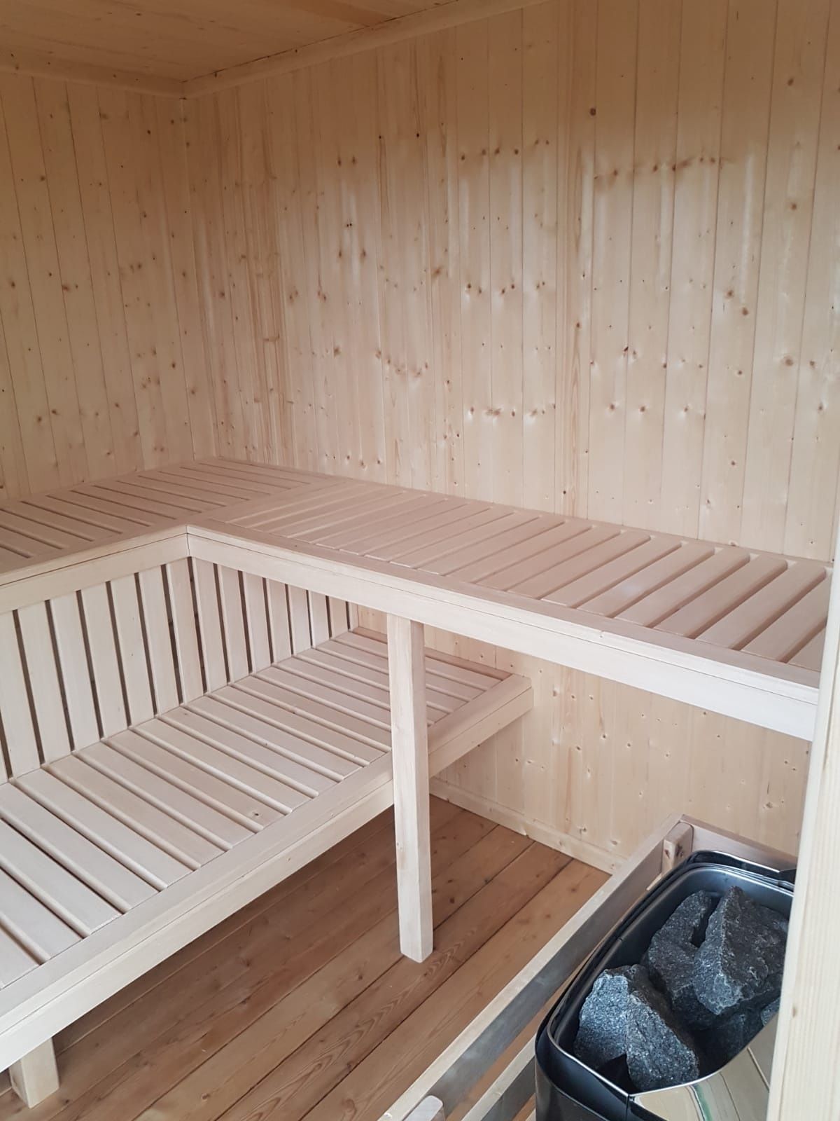 Sauna fińska zewnętrzna ocieplona 2,2x5,1m