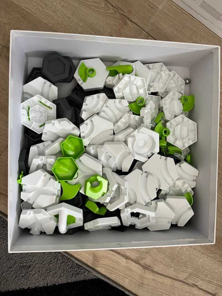 Gravitrax starter set + dodatkowy zestaw