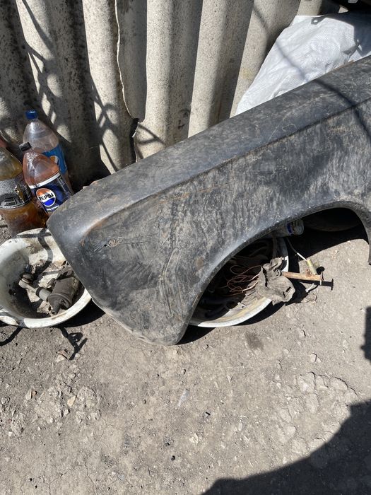 Крыло переднее левое ВАЗ 2101 2102 новое Начало хороший металл